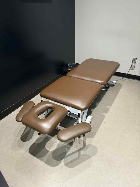 Pre-Owned Kor Innovations 5 Section Treatment Table